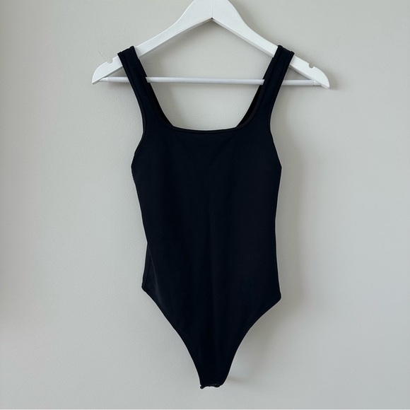 Abercrombie Soft AF Squareneck Bodysuit Black XS Tank Top Thong Slimming x small - Picture 2 of 8
